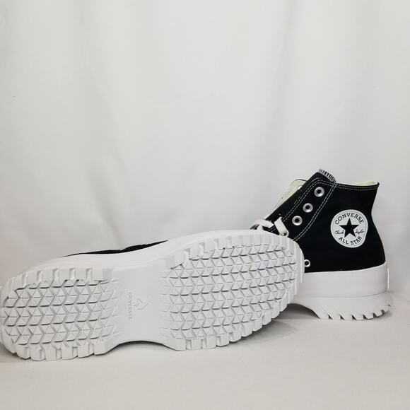 Converse CTAS Lugged 2.0 Canvas Hi Tops Women's 10.5 Black A00870C NWT - Picture 8 of 9
